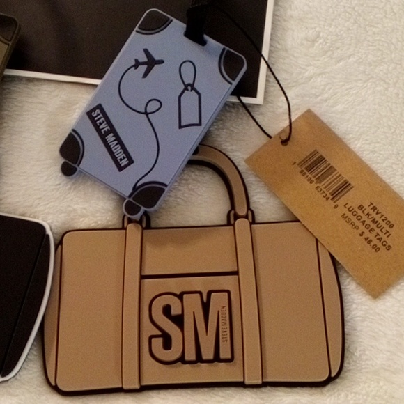 STEVE MADDEN TRAVEL 4 PIECE LUGGAGE TAG SET - Picture 3 of 6